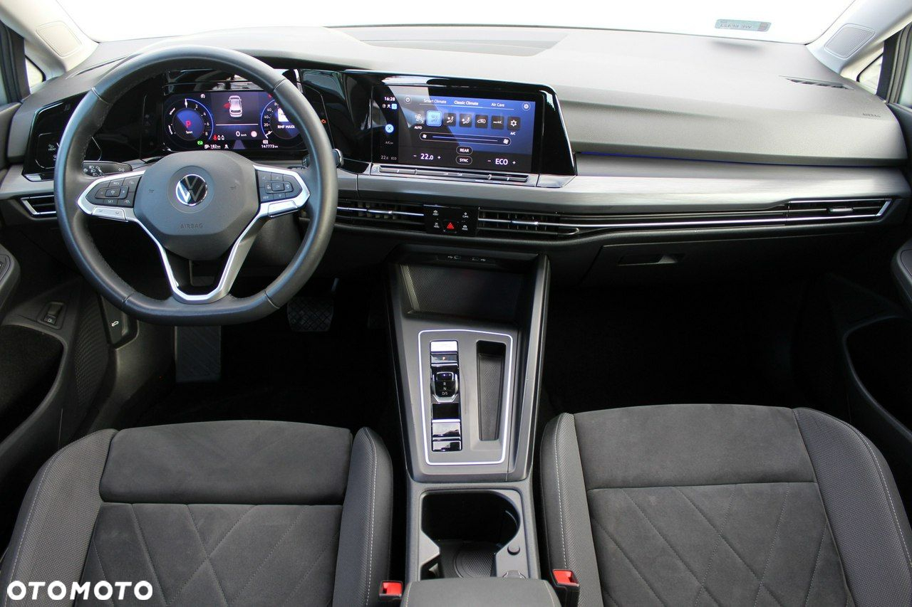 Volkswagen Golf VIII 1.4 TSI Plug-In Hybrid Style DSG - 9