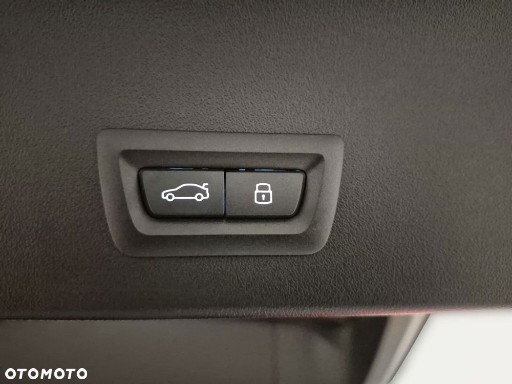 BMW X3 xDrive20 mHEV - 20