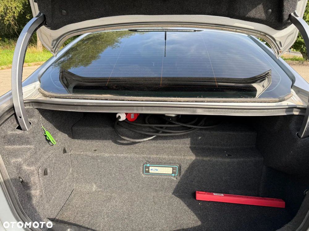 Ford Mondeo 2.0 Hybrid Executive Plus - 14