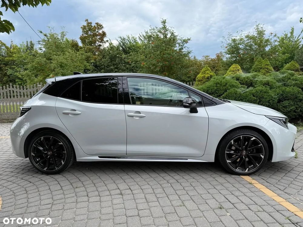 Toyota Corolla 2.0 Hybrid GR Sport - 8