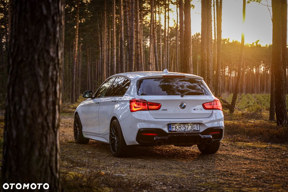 BMW Seria 1 M140i xDrive Shadow sport - 21
