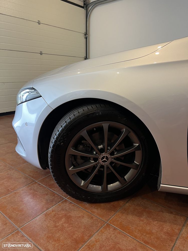 Mercedes-Benz A 180 d Style Plus Aut. - 19