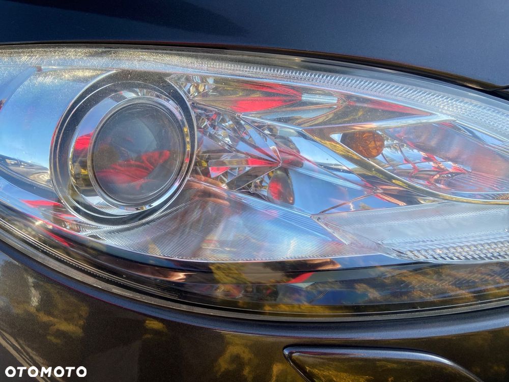 Mazda 6 2.0 Exclusive + - 26