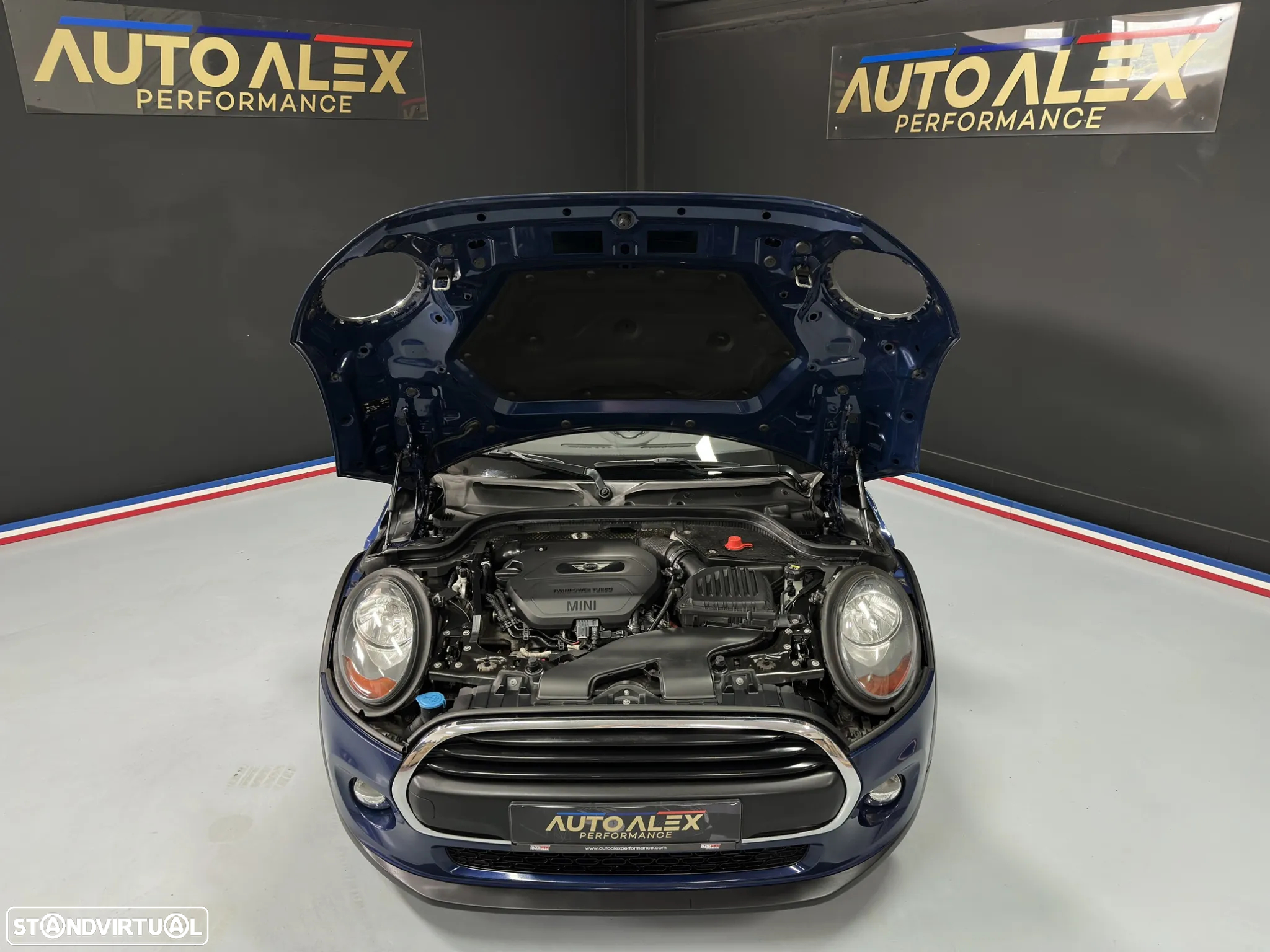 MINI 3 Portas One D - 46