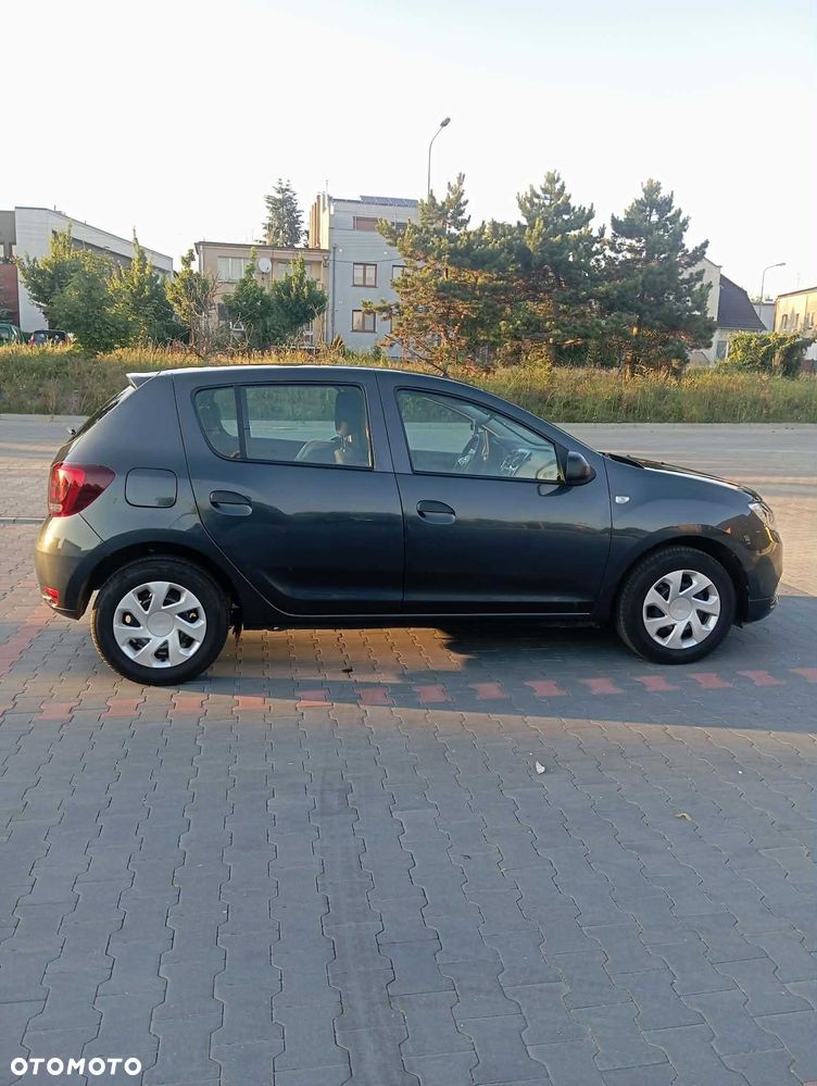 Dacia Sandero - 6
