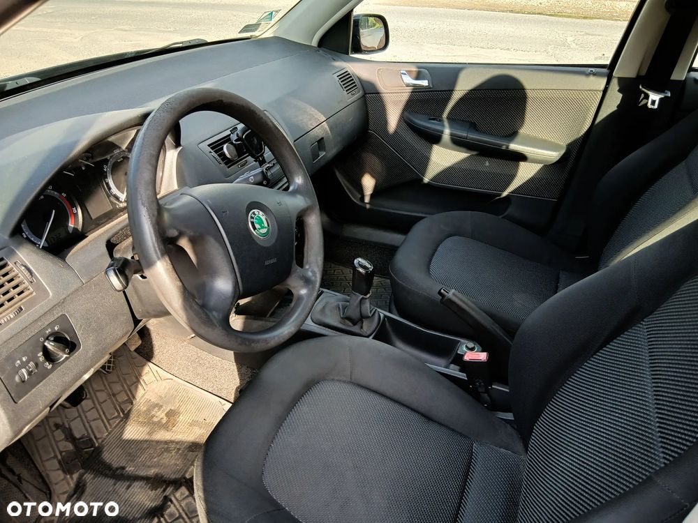 Skoda Fabia - 25