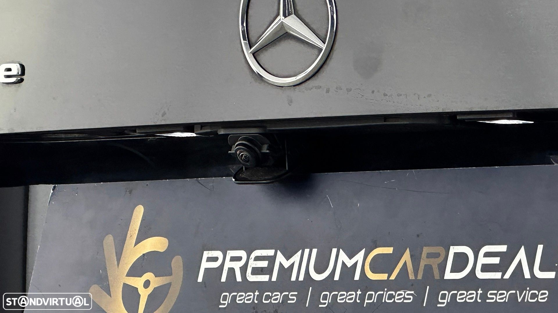 Mercedes-Benz A 250 Limousine e AMG Line - 14