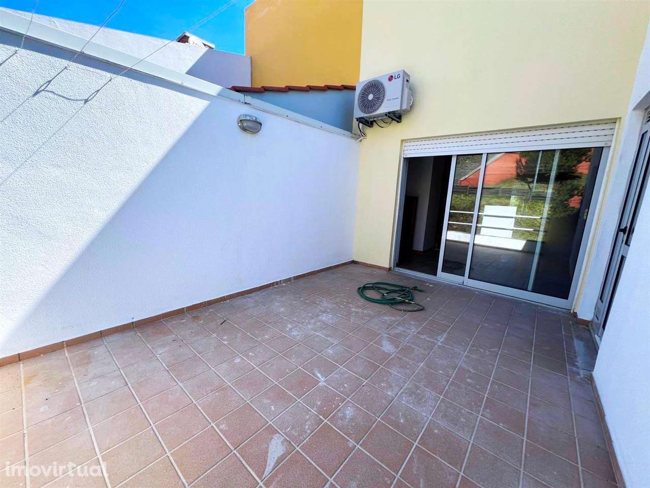 Apartamento T2 - Grande imagem: 2/19