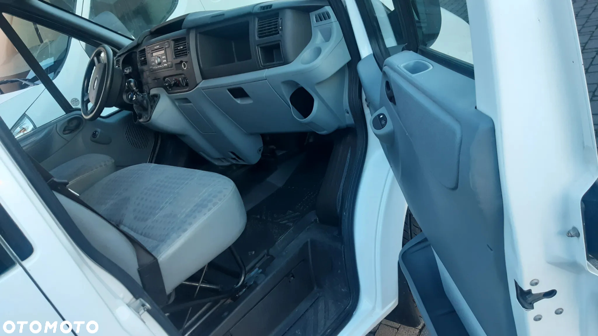 Ford Transit - 2
