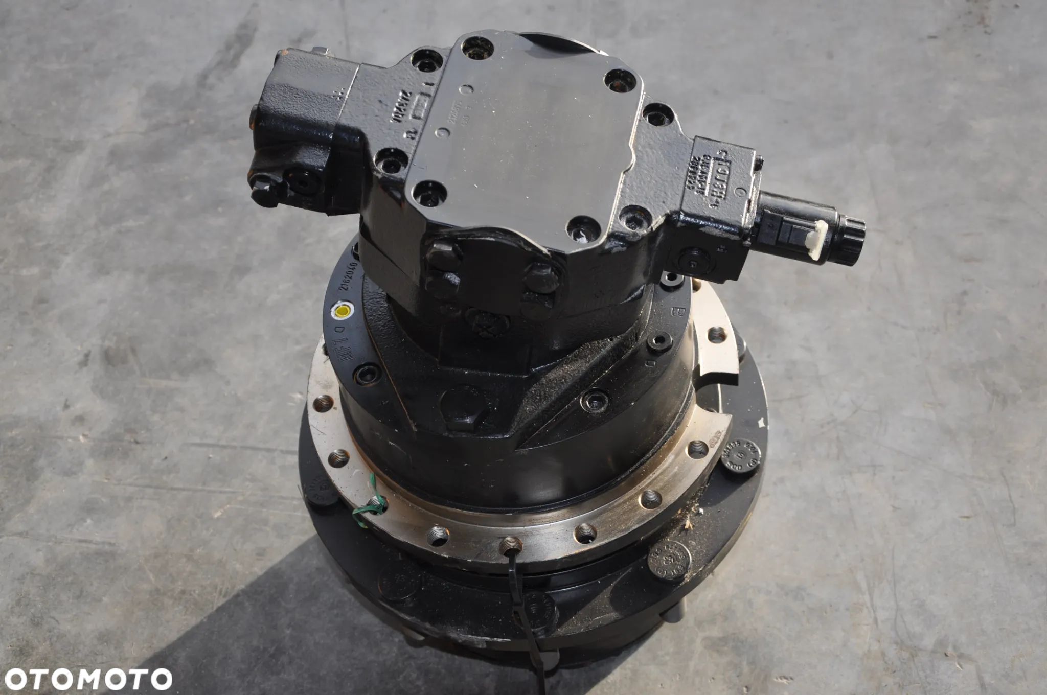 Silnik jazdy hydromotor A6VE085EP100P000A/71MWV0Y2292AH-0 - 1