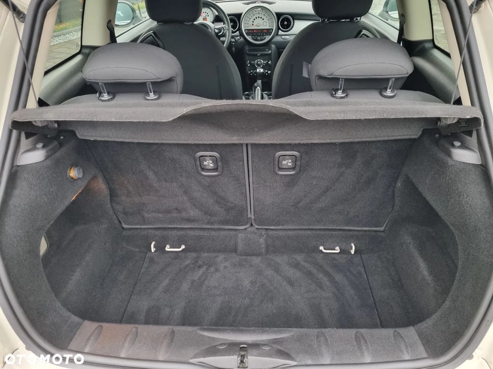 MINI ONE Brick Lane - 36