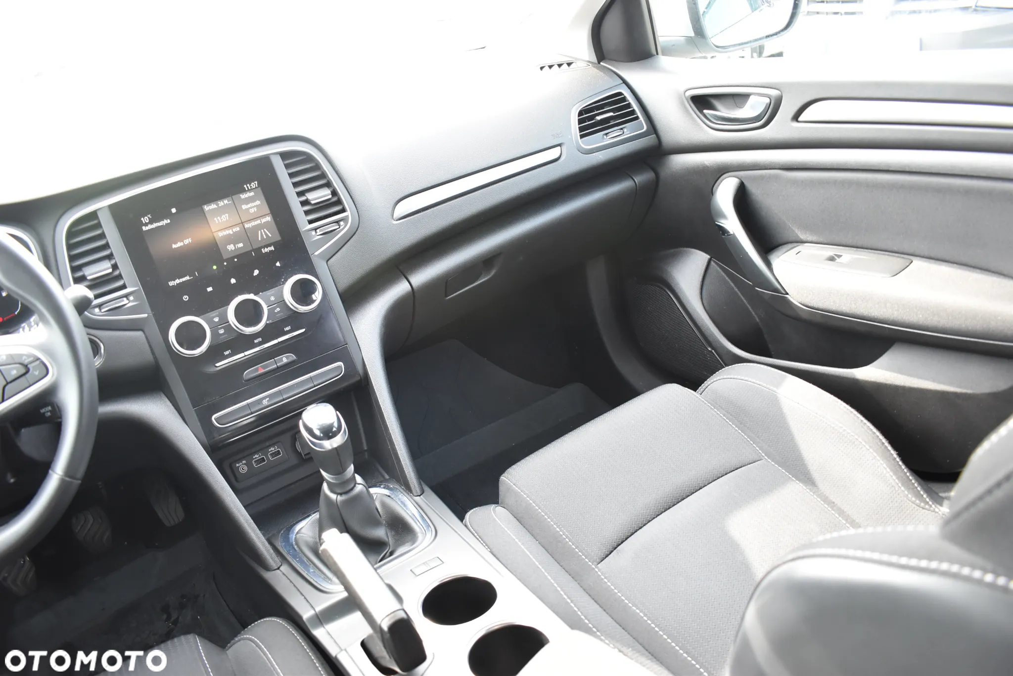 Renault Megane 1.3 TCe FAP Zen - 20