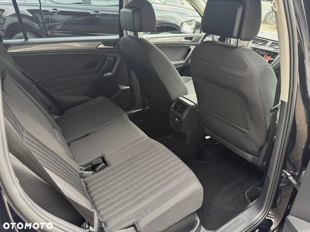 Volkswagen Tiguan Allspace 2.0 TDI Life DSG - 24