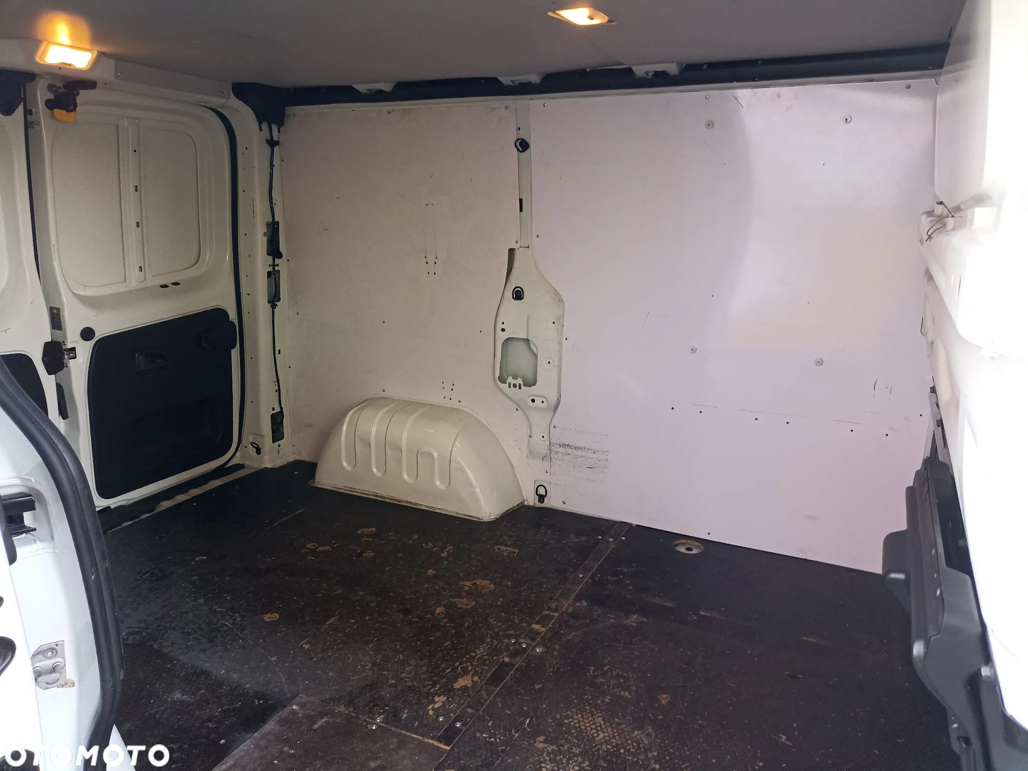 Renault TRAFIC - 14