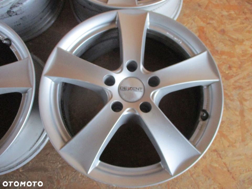 FELGI ALUMINIOWE DEZENT 7,5X17 ET32 5x120 - 5