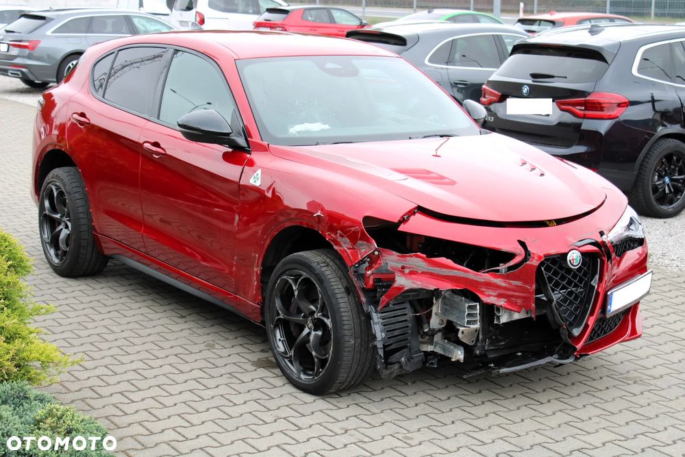 Alfa Romeo Stelvio 2.9 Bi Turbo V6 Quadrifoglio Q4 - 3