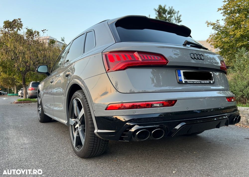 Audi SQ5 - 2