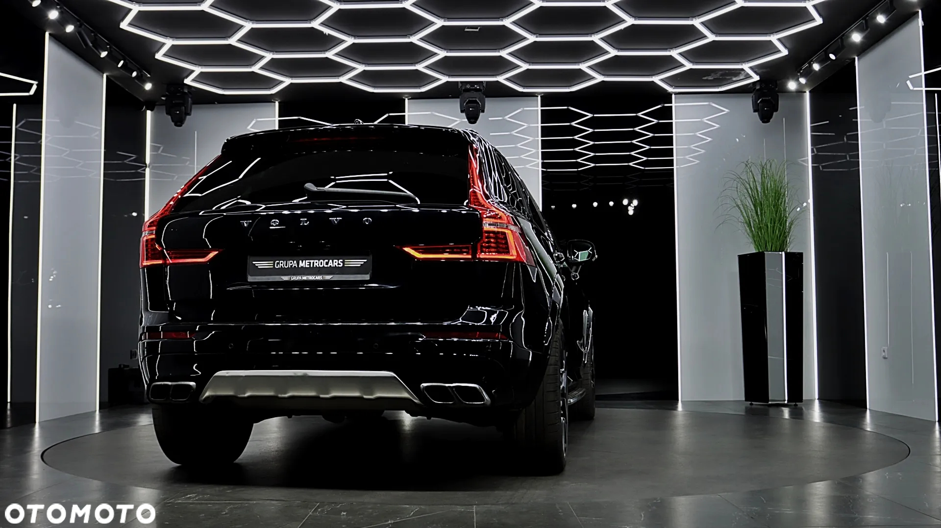 Volvo XC 60 D4 R-Design - 7