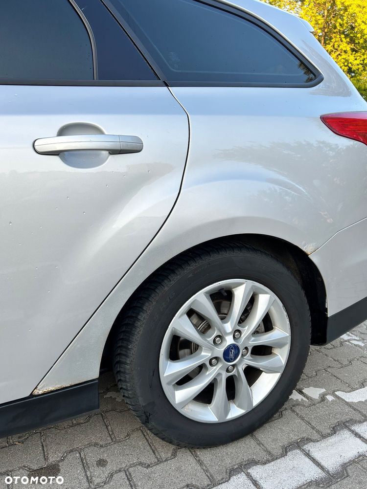 Ford Focus 1.6 Trend - 10