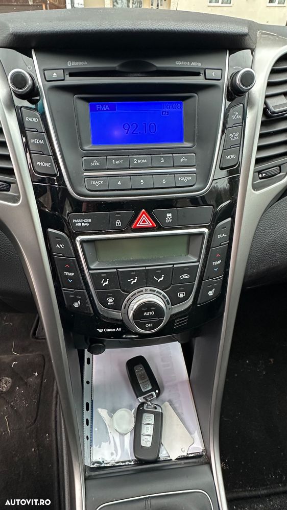 Hyundai i30 i30cw 1.6 CRDi Style - 17