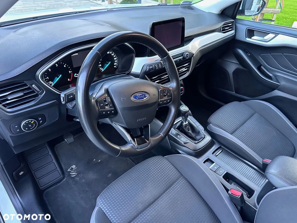 Ford Focus - 9
