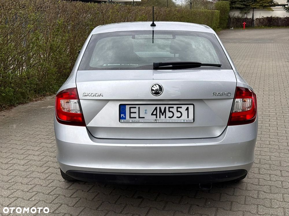 Skoda RAPID 1.0 TSI Active - 8