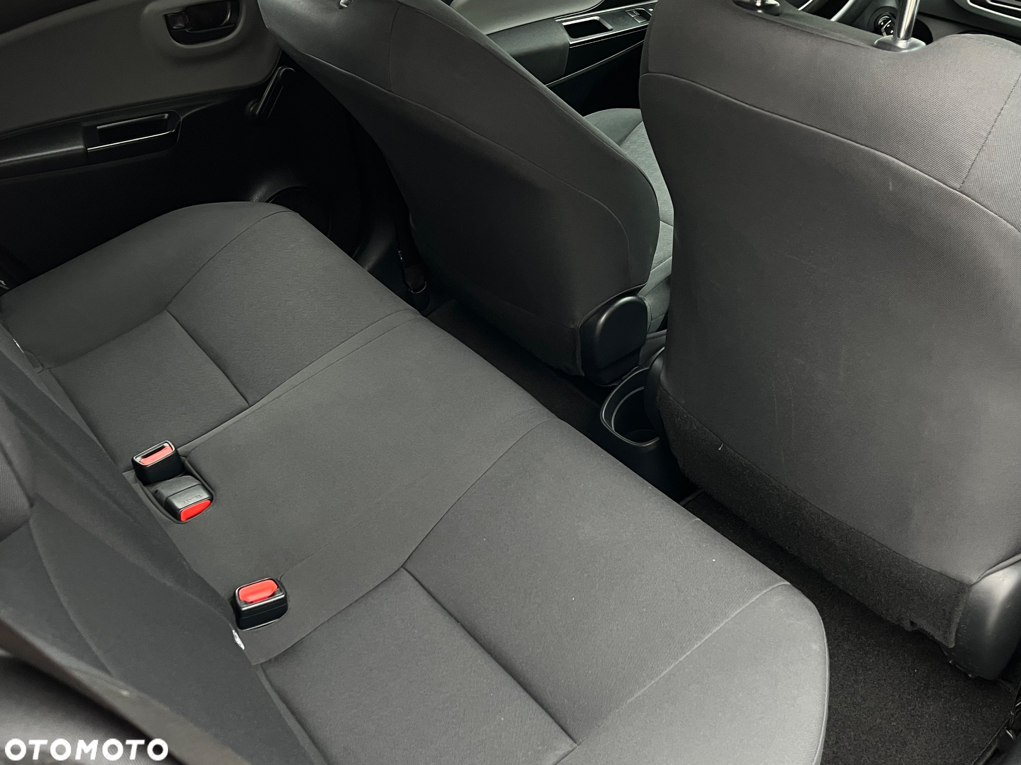 Toyota Yaris - 20