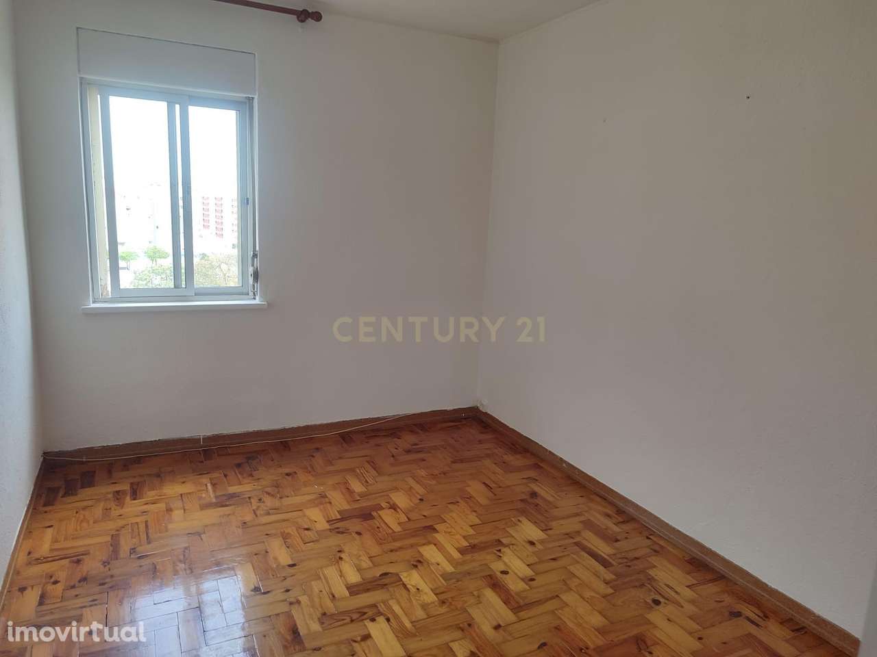 T1 com vista rio em Marvila - Grande imagem: 4/13