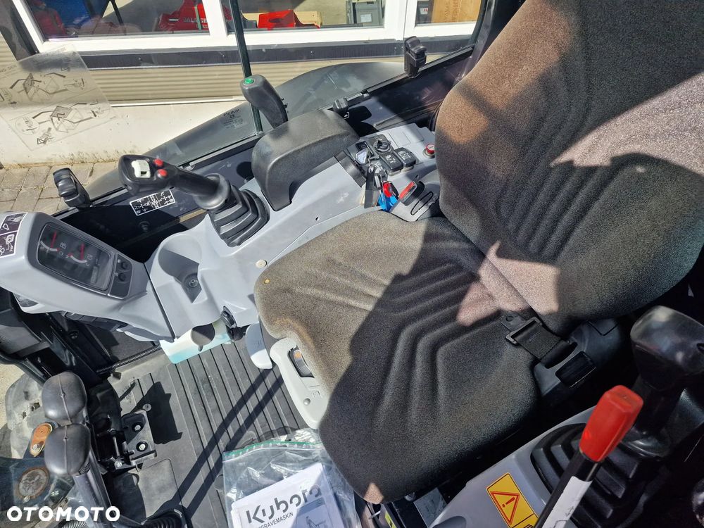 Kubota Kubota U27-4, rok 2016 - 14