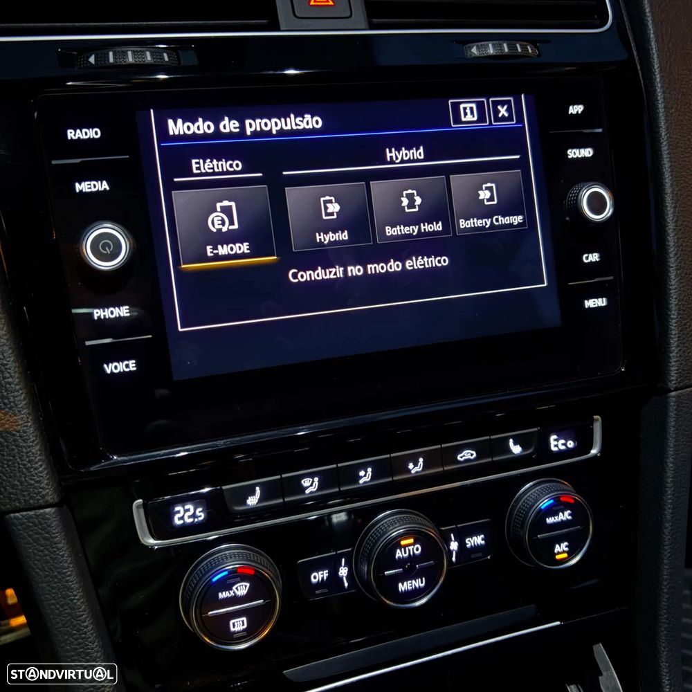 VW Golf 1.4 GTE Plug-In-Hybrid DSG - 34