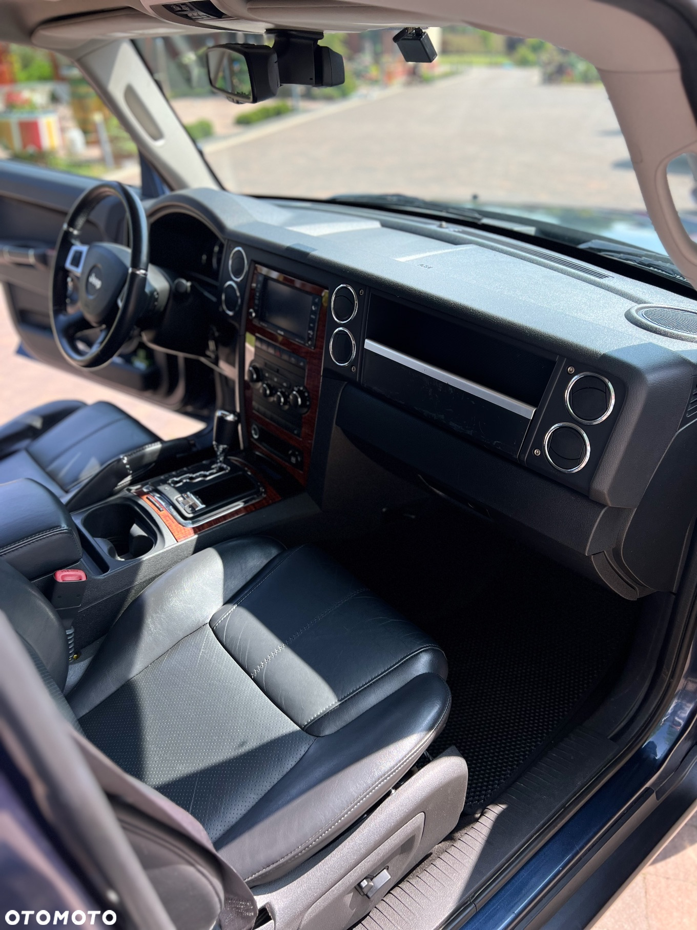 Jeep Commander 5.7 V8 HEMI Automatik Limited - 13