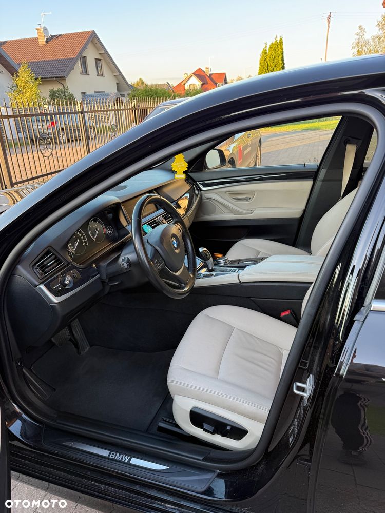 BMW Seria 5 518d - 18