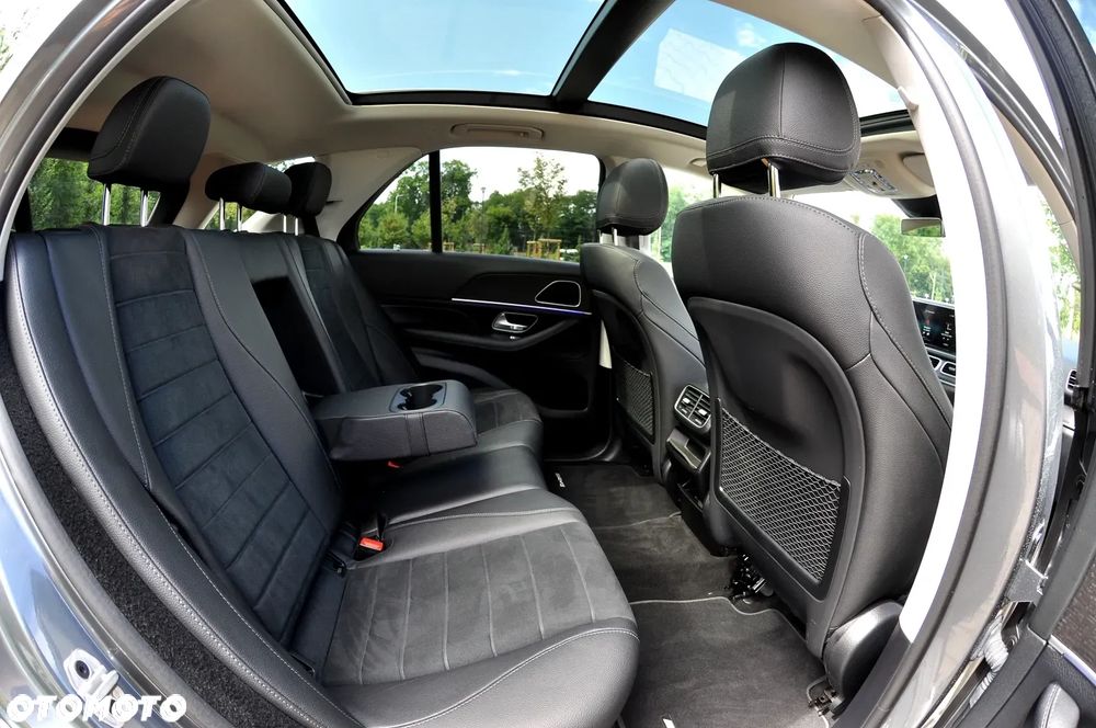Mercedes-Benz GLE 300 d 4Matic 9G-TRONIC AMG Line - 31