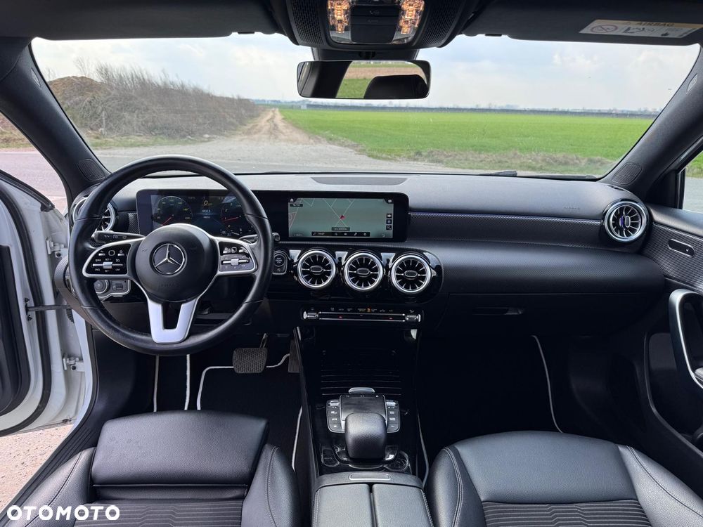 Mercedes-Benz Klasa A 180 Progressive 7G-DCT - 14
