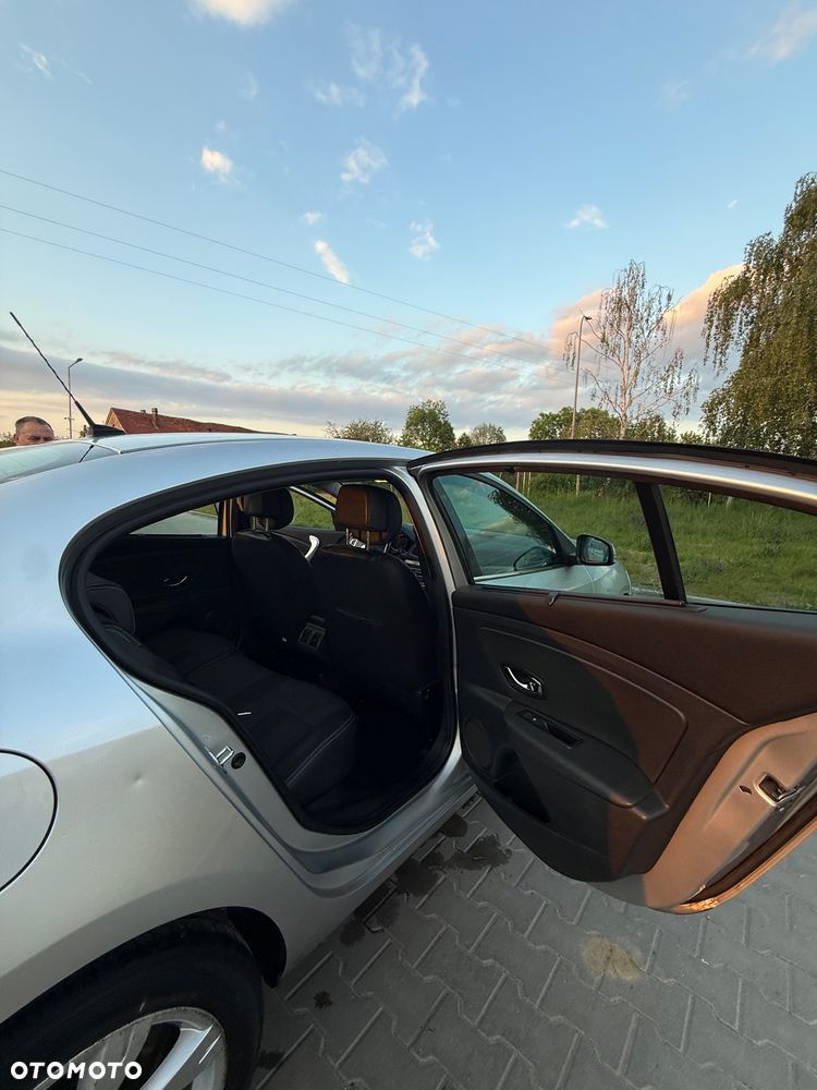 Renault Fluence 1.5 dCi Privilege - 8