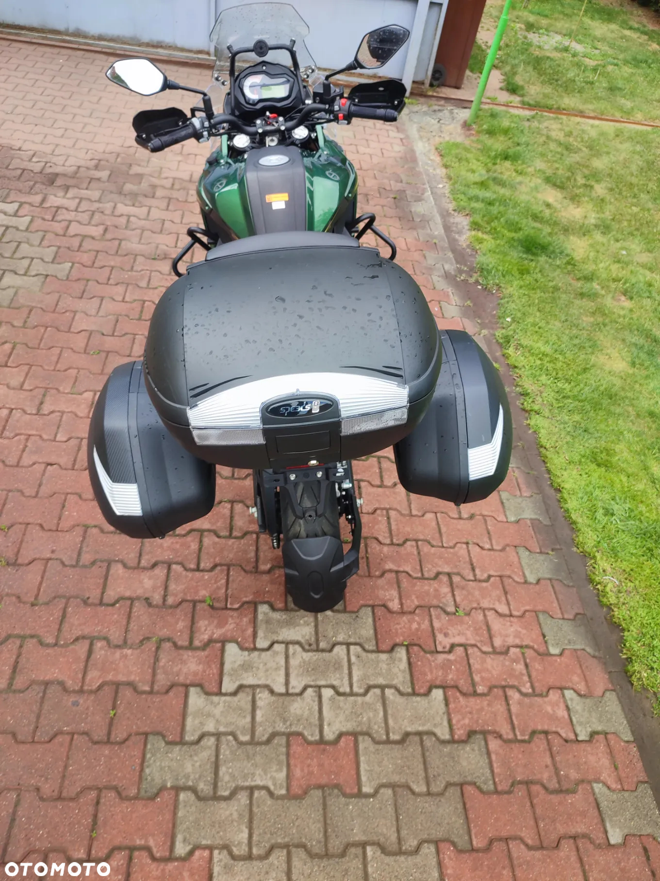 Benelli TRK 502 - 8