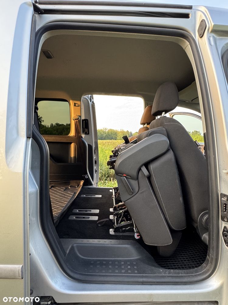 Volkswagen Caddy 2.0 TDI Trendline - 6