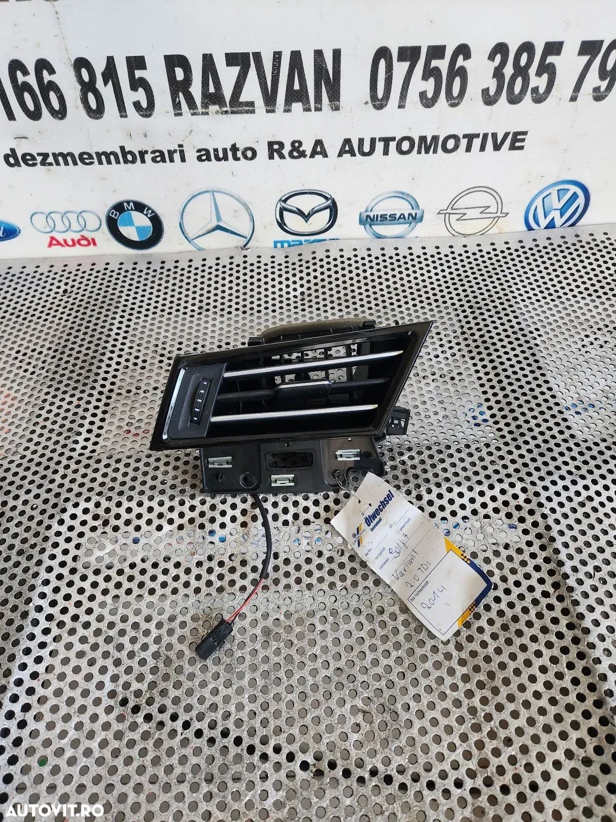 Grila Aerisire Ventilatie Bord Stanga Vw Arteon Cod 3G - 1