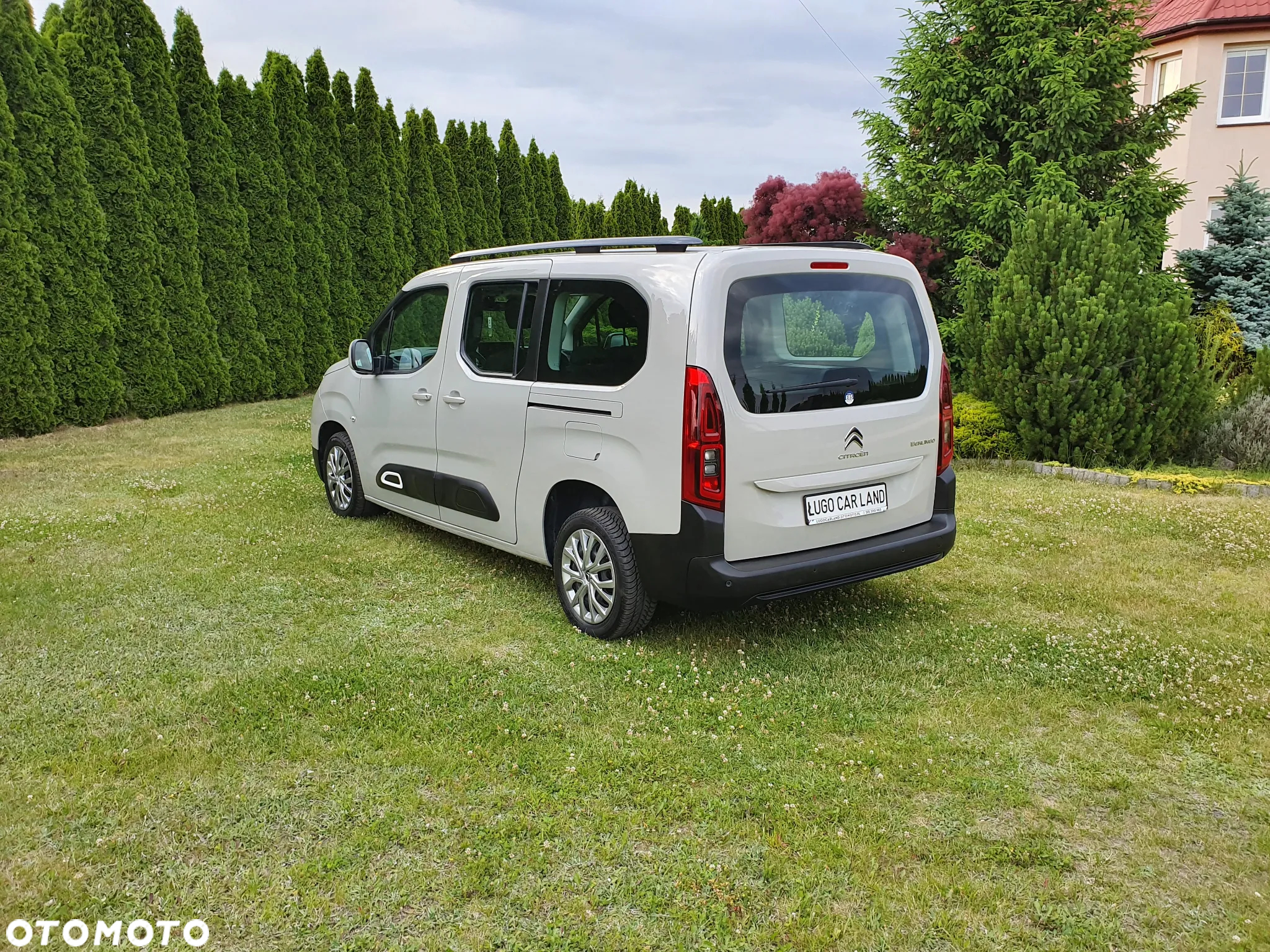 Citroën Berlingo XL PureTech 110 LIVE PACK - 4