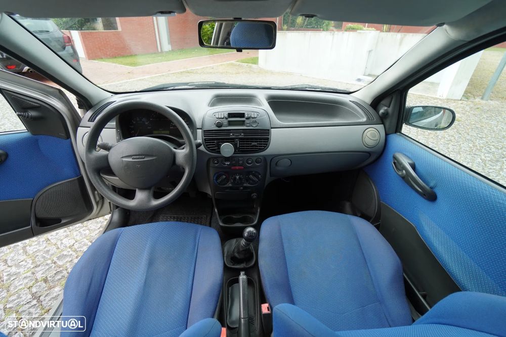 Fiat Punto 1.2 60 Active - 9