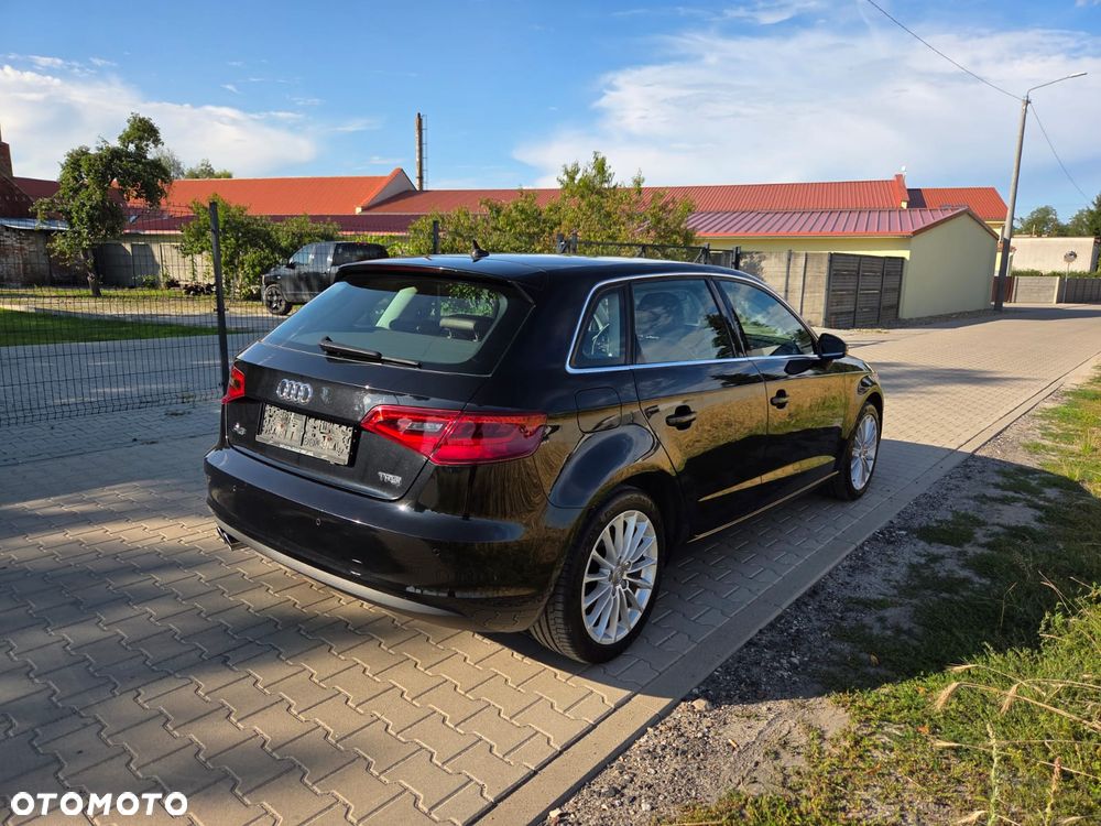 Audi A3 Sportback - 6