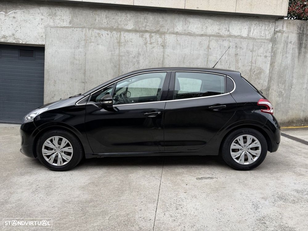 Peugeot 208 1.6 e-HDi Allure - 8