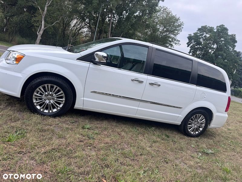 Chrysler Town & Country 3.6 Limited - 3
