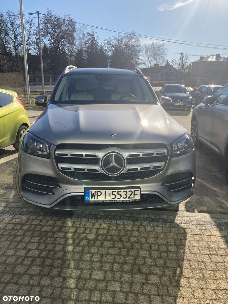 Mercedes-Benz GLS - 9