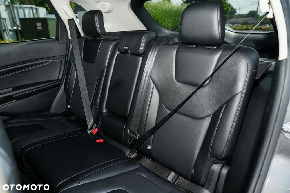 Ford Edge - 16