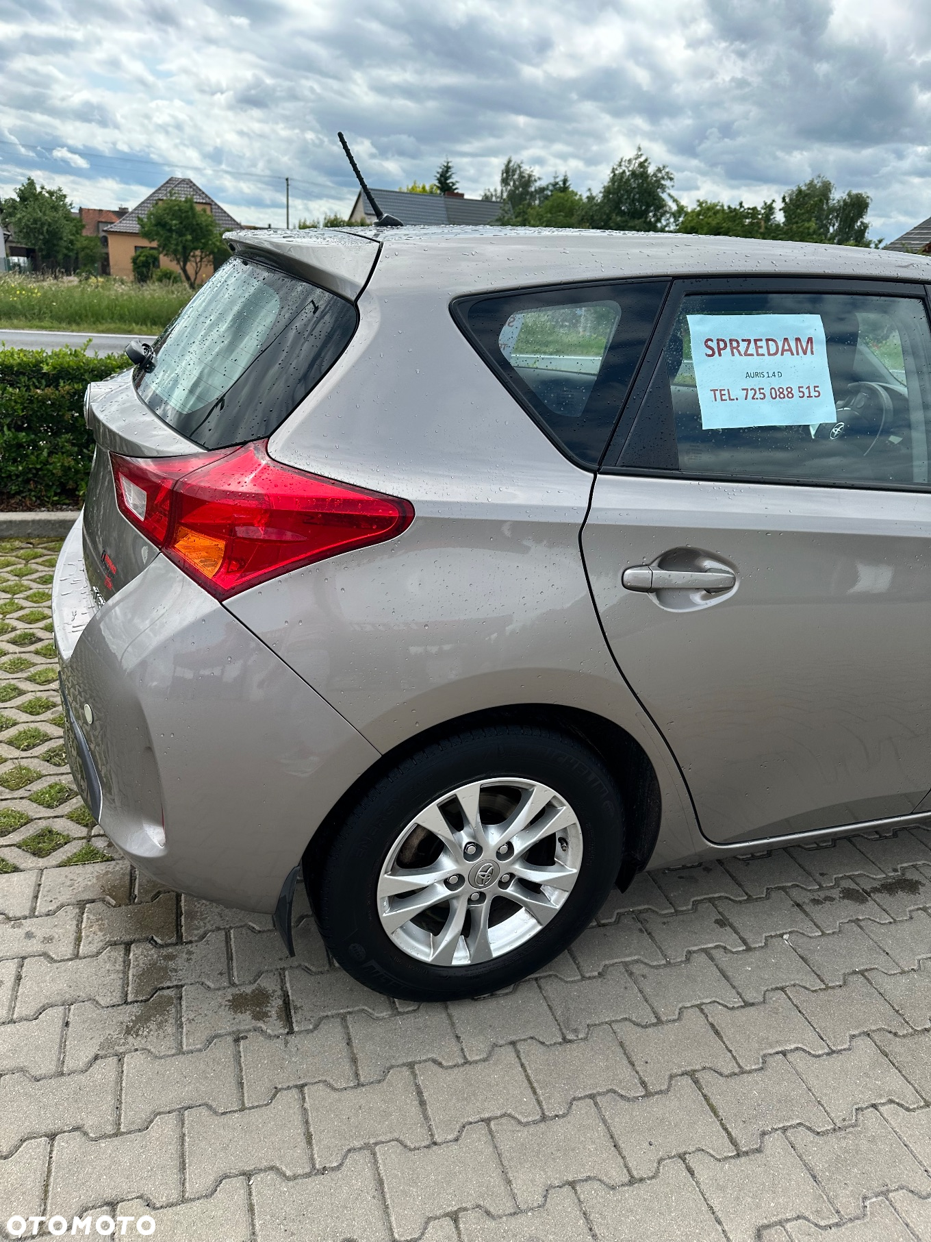 Toyota Auris 1.4 D-4D Active - 13