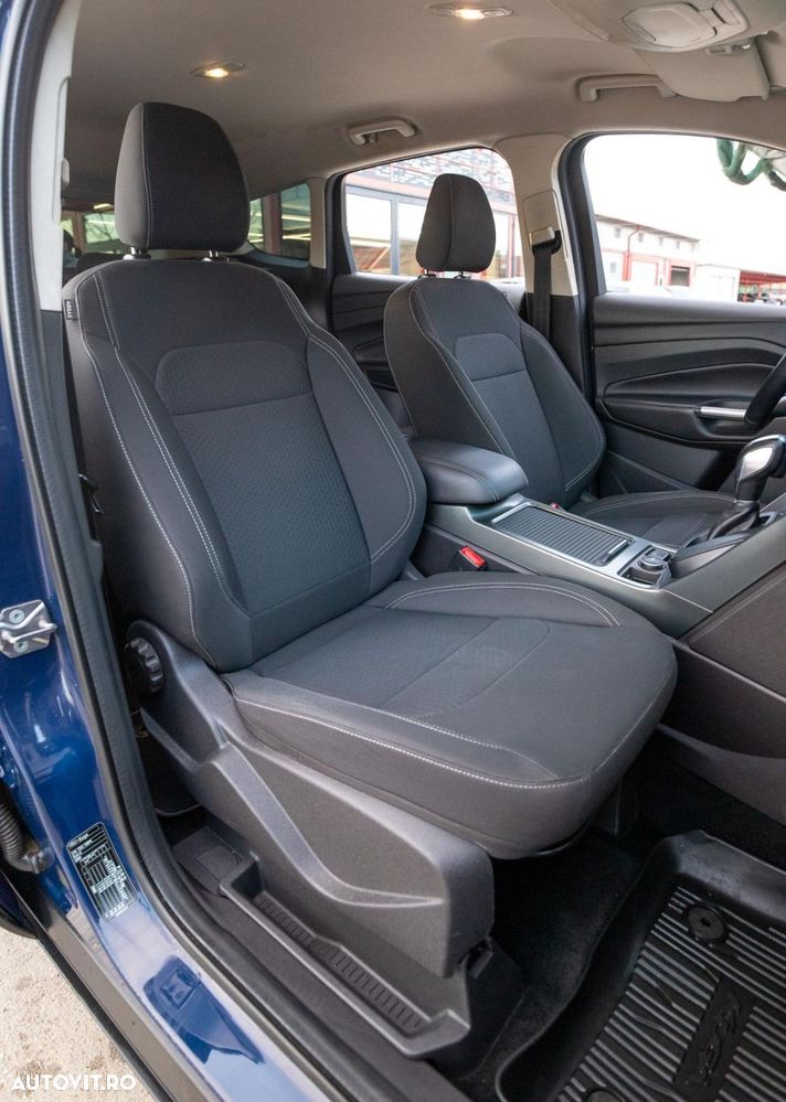 Ford Kuga 2.0 TDCi 4WD Powershift Trend - 11