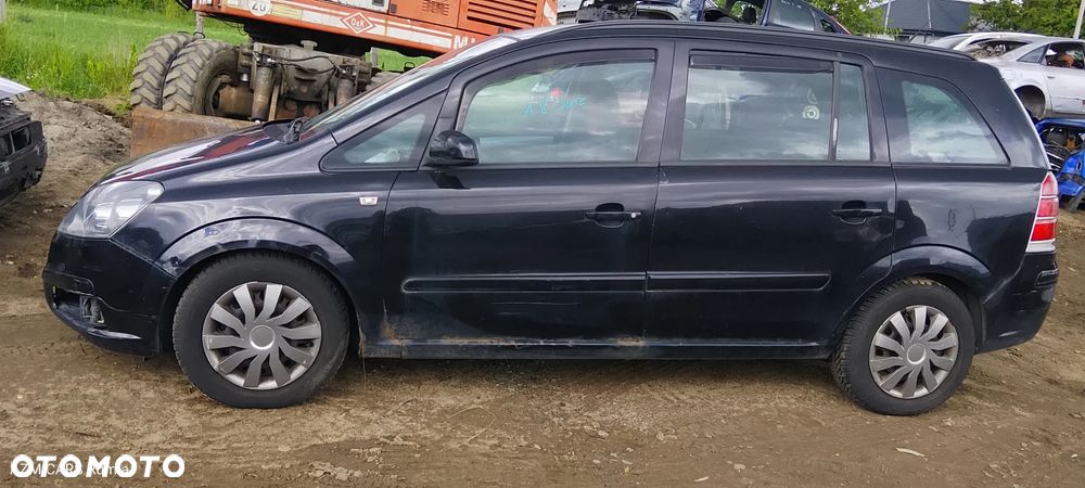 OPEL ZAFIRA B 1.9 CDTI 1.8 BENZYNA - 7