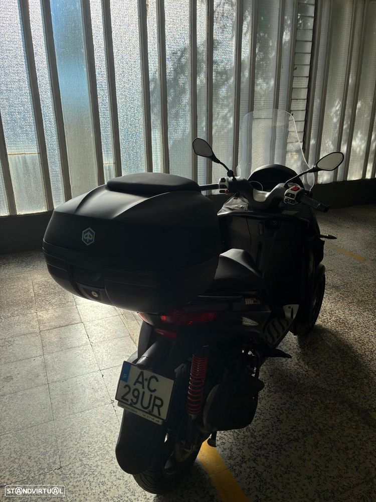 Piaggio MP3 - 3