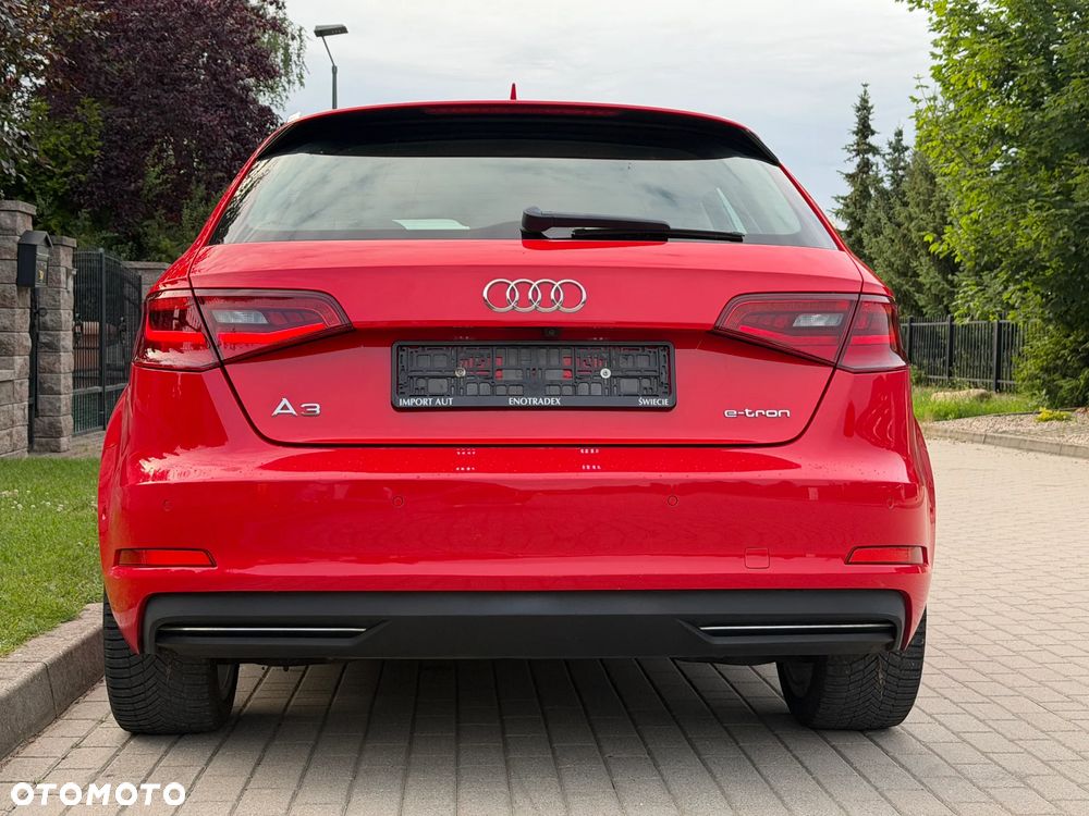 Audi A3 Sportback 1.4 TFSI e-tron S line Sportpaket - 24